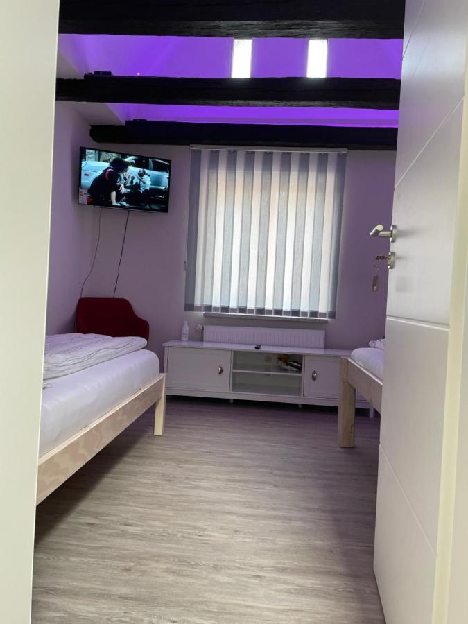 Citygluecknms - Direkt Am Bahnhof Und Einkaufszentrum Ноймюнстер Екстер'єр фото